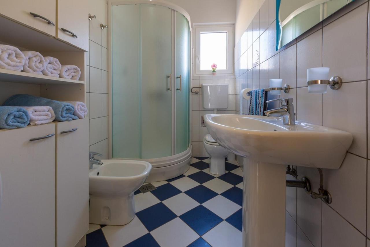 Apartments With A Parking Space Crikvenica - 13450 Екстер'єр фото